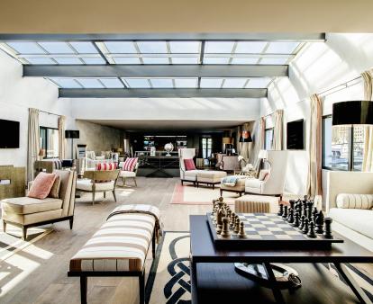 accueil-seminaire-et-evenement-privee-yacht-paris