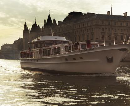 vue-quais-de-paris-croisiere